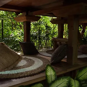 Roots Tree House Uluwatu