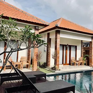 Kampana Uluwatu