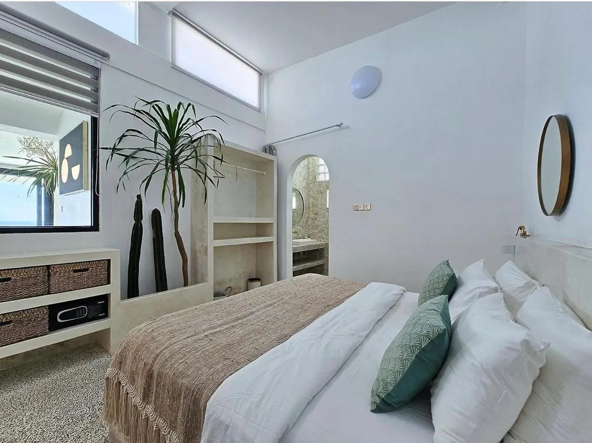 Endless Bingin - Luxury Oceanfront Suite On Bingin Beach Uluwatu  Villa